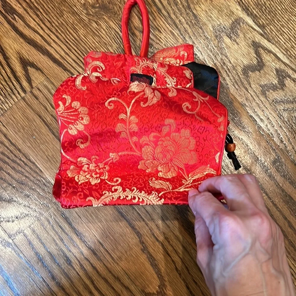 Geisha costume with matching bag
